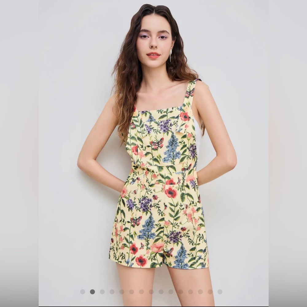 CIDER LIGHTWEIGHT CORDUROY FLORAL BUTTON ROMPER Sz SMALL NEW